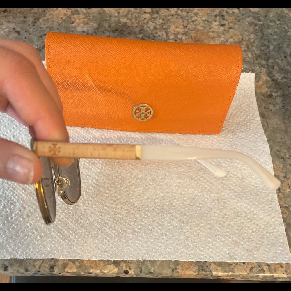 Tory Burch Sunglasses - Picture 2 of 8